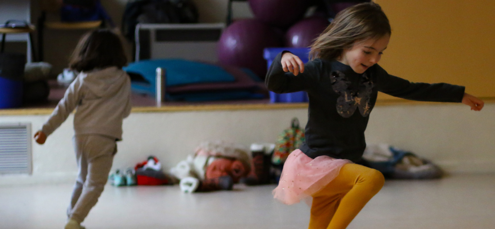 Cours de danse contemporaine pour enfants à Oullins